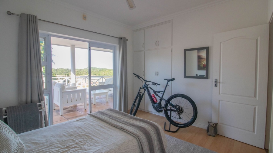 6 Bedroom Property for Sale in Beacon Bay Eastern Cape